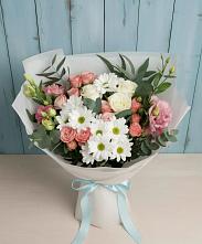 Букет цветов из:  Розы, Лизиантусы и Хризантемы #REPLACE_PRED# Малое Карасево