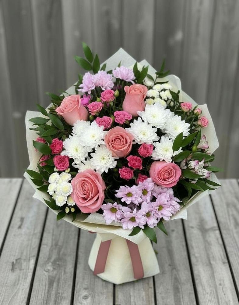 Букет цветов из: Альстромерии, Гвоздики, Розы и Хризантемы в Малое Карасево