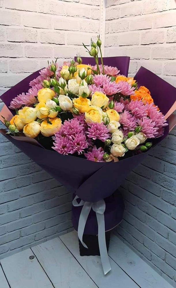 Букет цветов из: Хризантемы и Розы в Малое Карасево