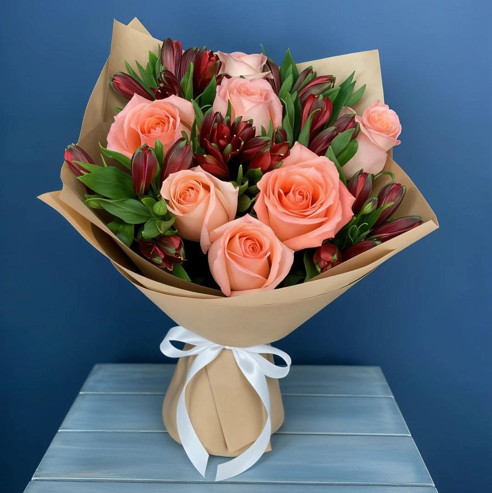 Букет цветов из: Розы и Альстромерии в Малое Карасево