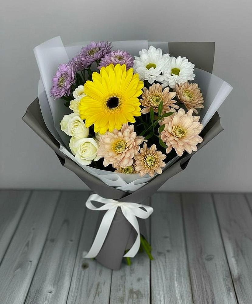 Букет цветов из: Розы, Герберы и Хризантемы в Малое Карасево