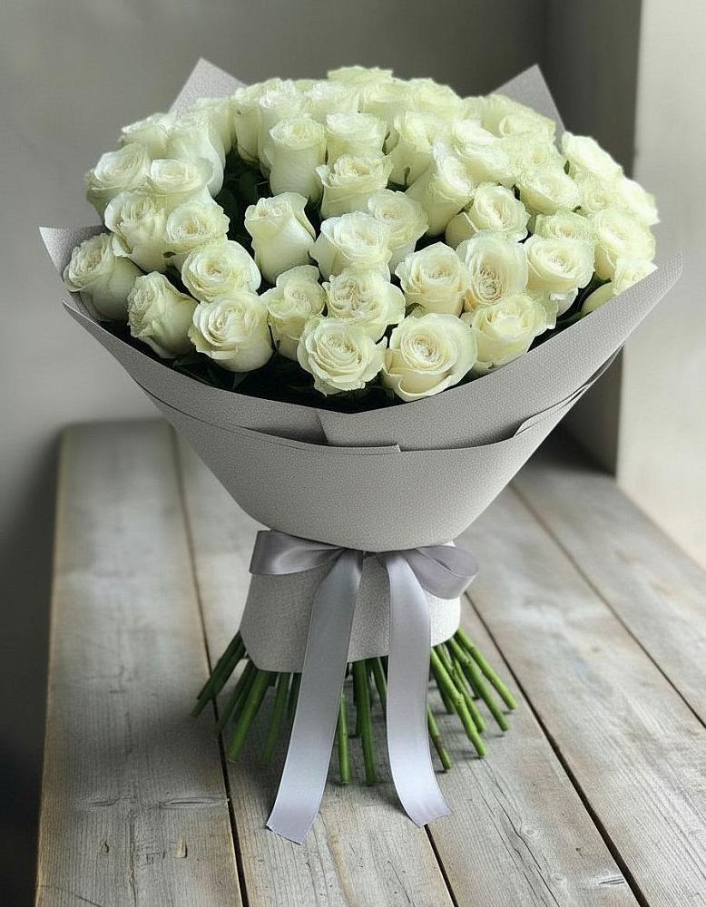 Букет 35 Белых роз в Малое Карасево