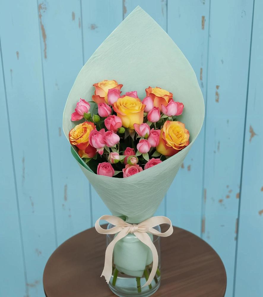 Букет цветов из: Розы в Малое Карасево