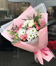 Букет цветов из:  Розы, Лизиантусы и Хризантемы в Малое Карасево