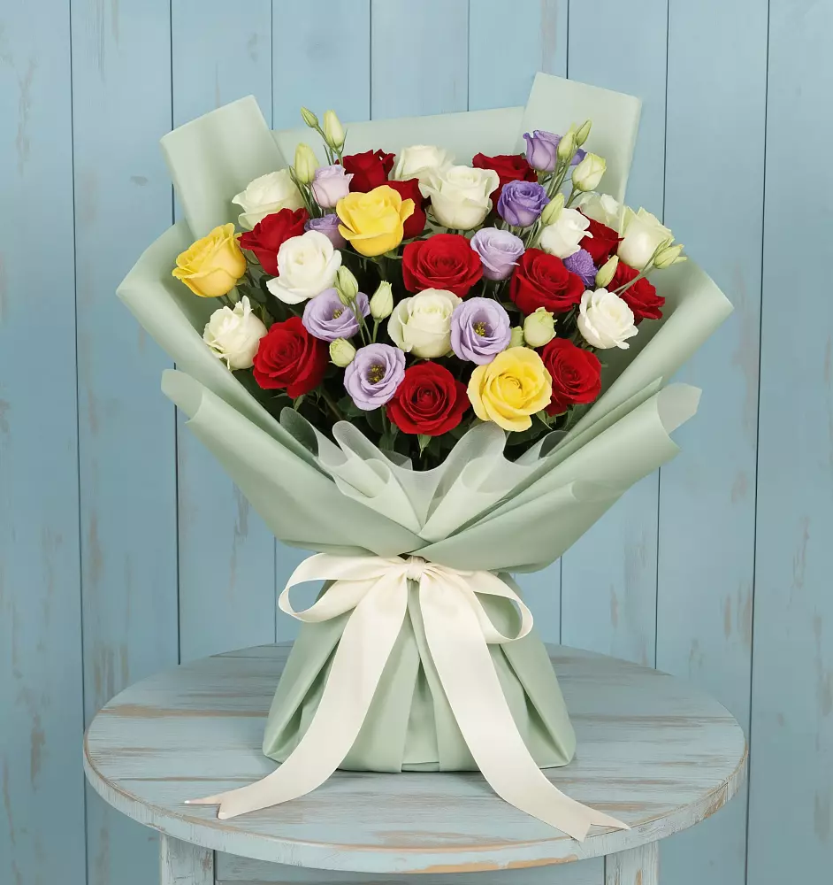 Букет цветов из: Розы в Малое Карасево